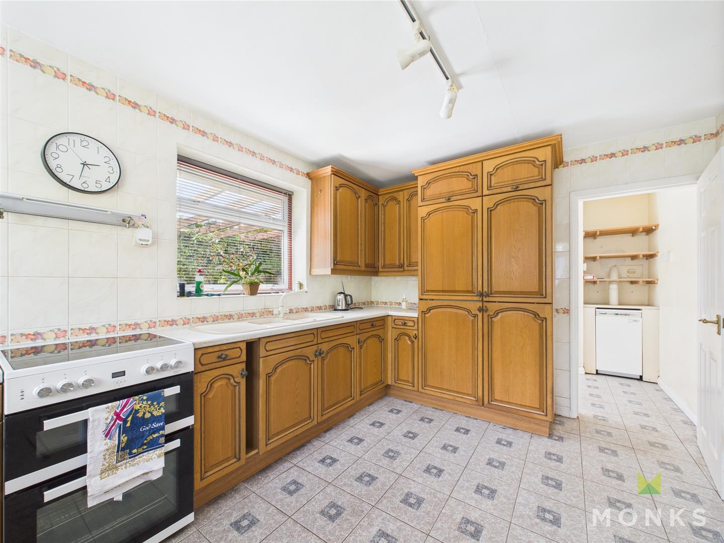 Mijus 16 Back Lane, Shrewsbury, SY4 3LA SSTC